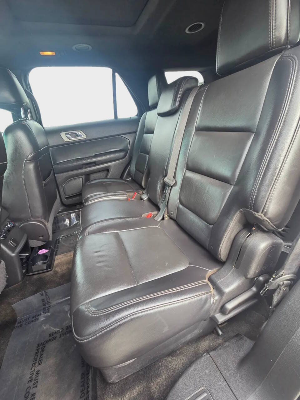 Used 2015 Ford Explorer XLT w/ Equipment Group 202B AWD/4WD image 13