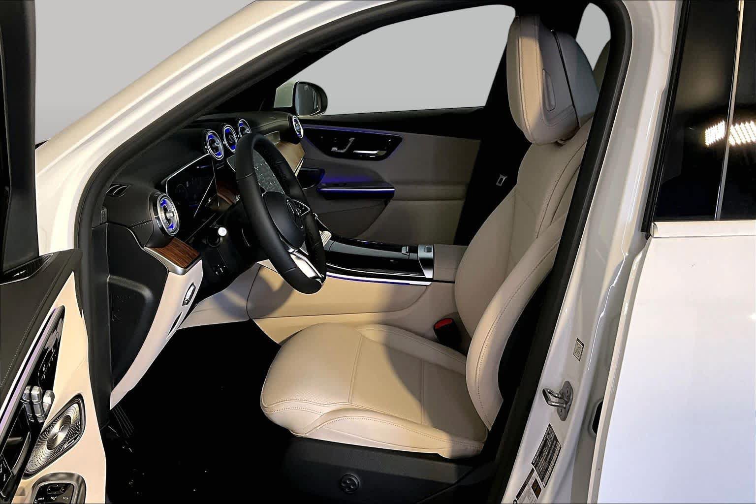 New 2027 Mercedes-Benz GLC 350e 4MATIC image 13