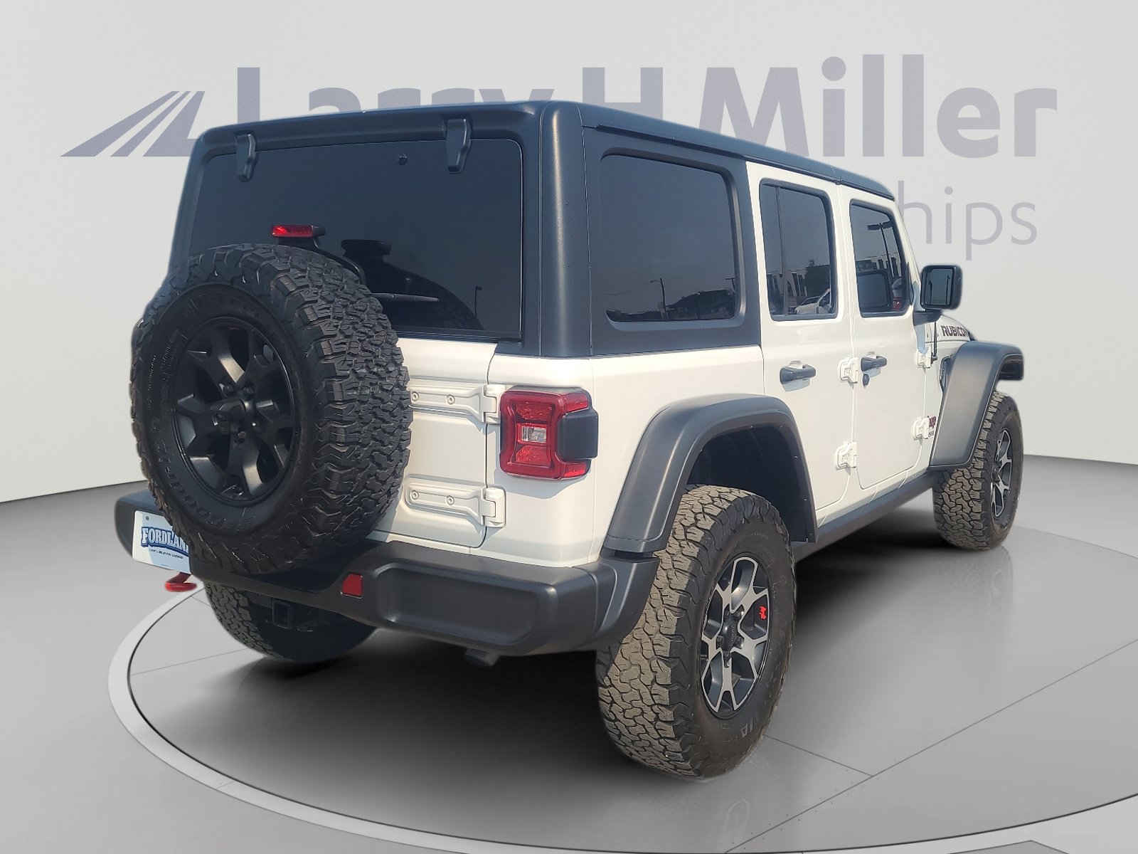 Used 2022 Jeep Wrangler Unlimited Rubicon w/ LED Lighting Group AWD/4WD image 5