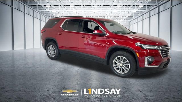 Used 2023 Chevrolet Traverse LT AWD/4WD image 3