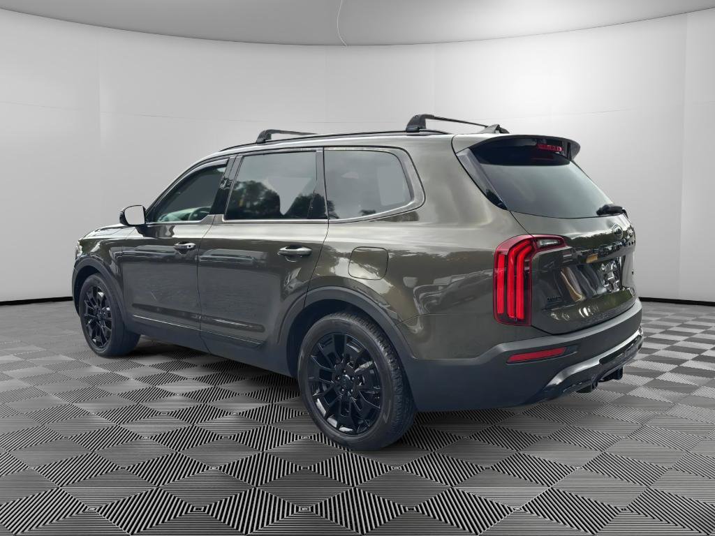 Used 2021 Kia Telluride SX w/ SX Prestige Package AWD/4WD image 3