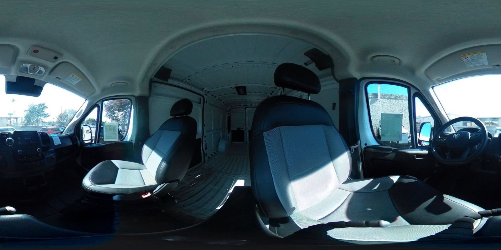 Used 2026 RAM ProMaster 2500 w/ Convenience Group FWD image 39