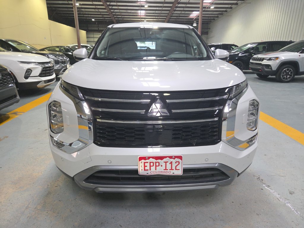 Used 2025 Mitsubishi Outlander SE AWD/4WD image 7