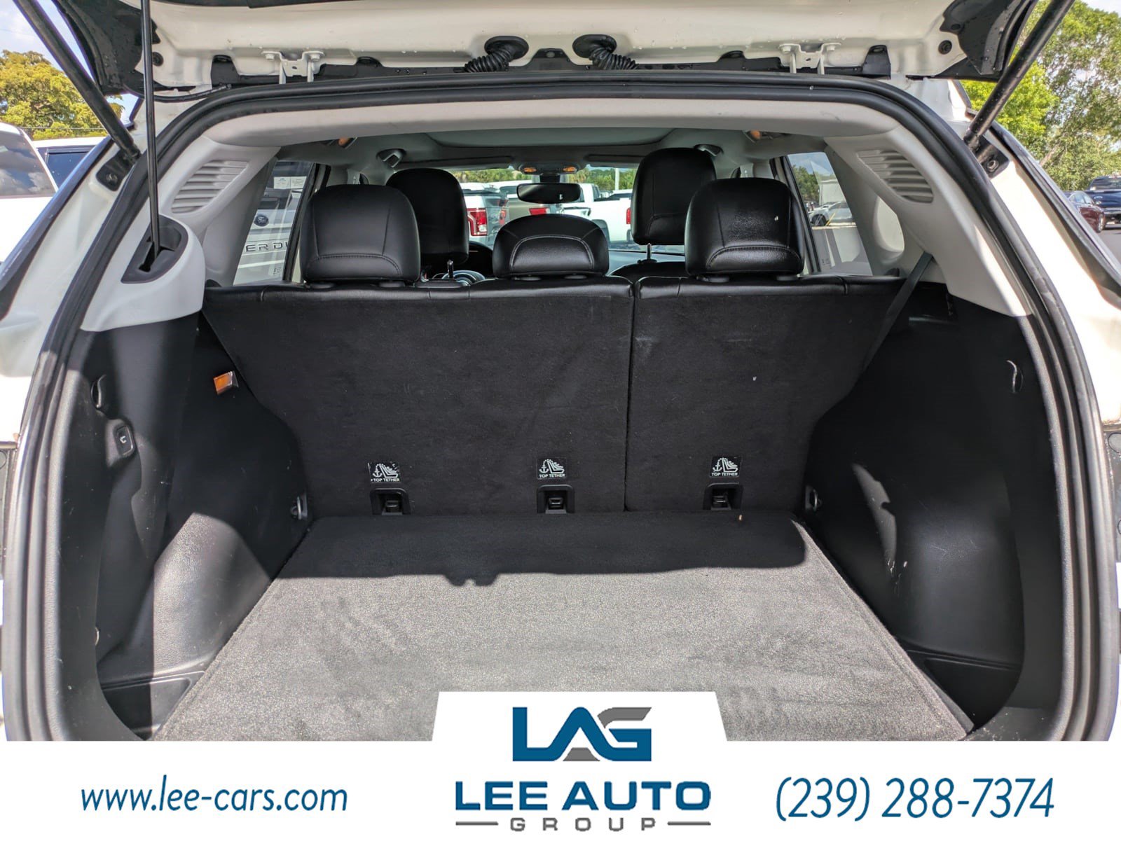 Used 2017 Jeep Compass Trailhawk w/ Leather Interior Group AWD/4WD image 9