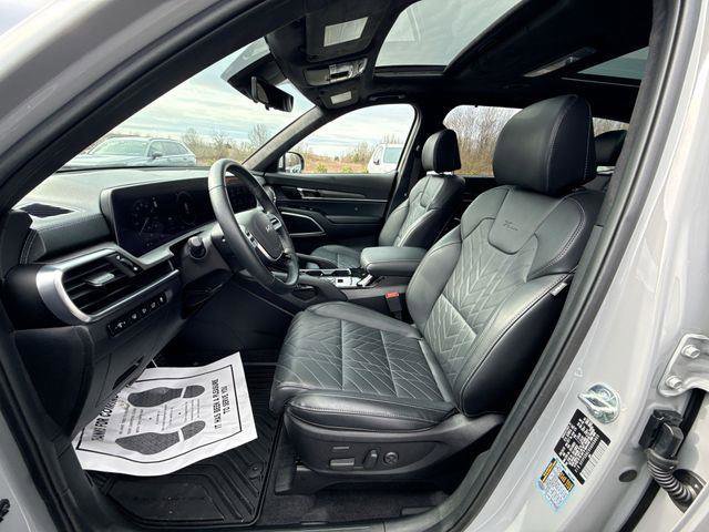 Used 2025 Kia Telluride SX Prestige X-Line image 16