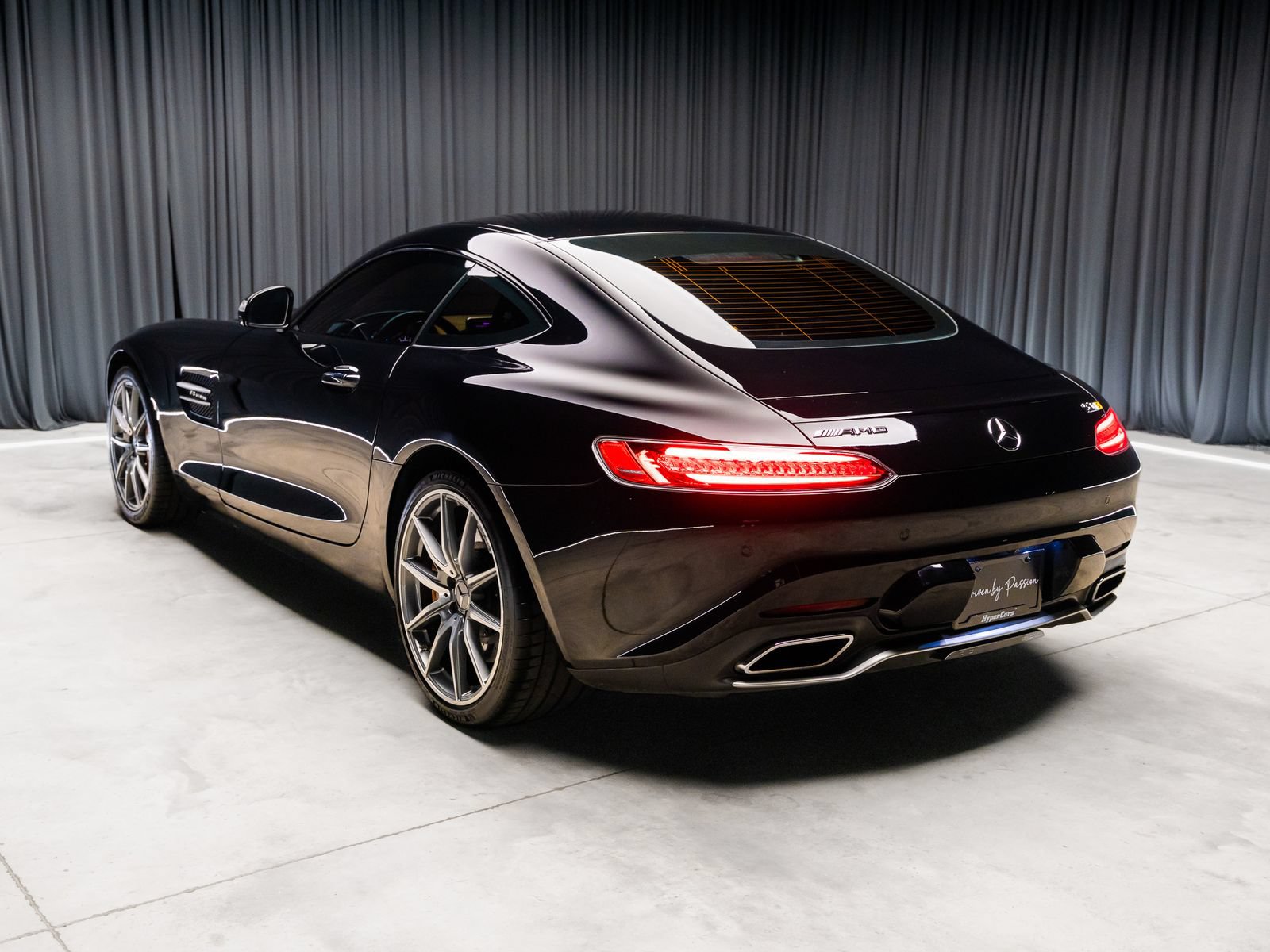 Used 2016 Mercedes-Benz AMG GT S image 4