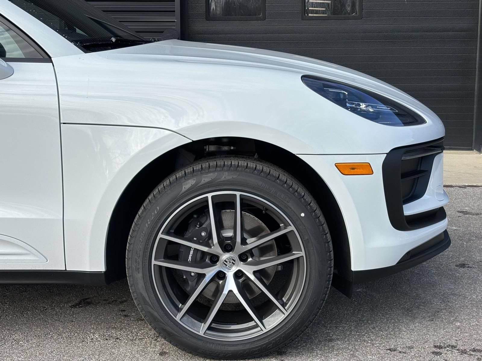 New 2026 Porsche Macan AWD/4WD image 14