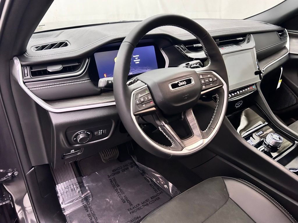 New 2026 Jeep Grand Cherokee L 4WD image 11