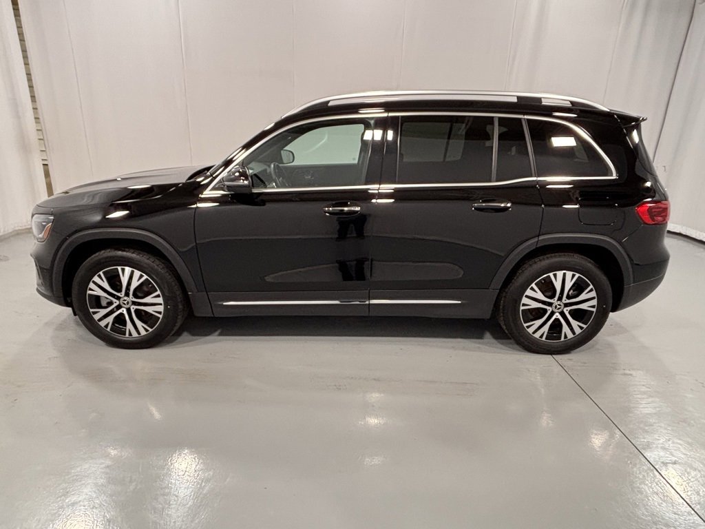 Certified 2025 Mercedes-Benz GLB 250 4MATIC image 10
