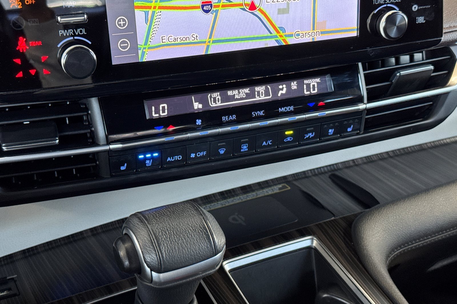 Certified 2023 Toyota Sienna Platinum FWD image 21