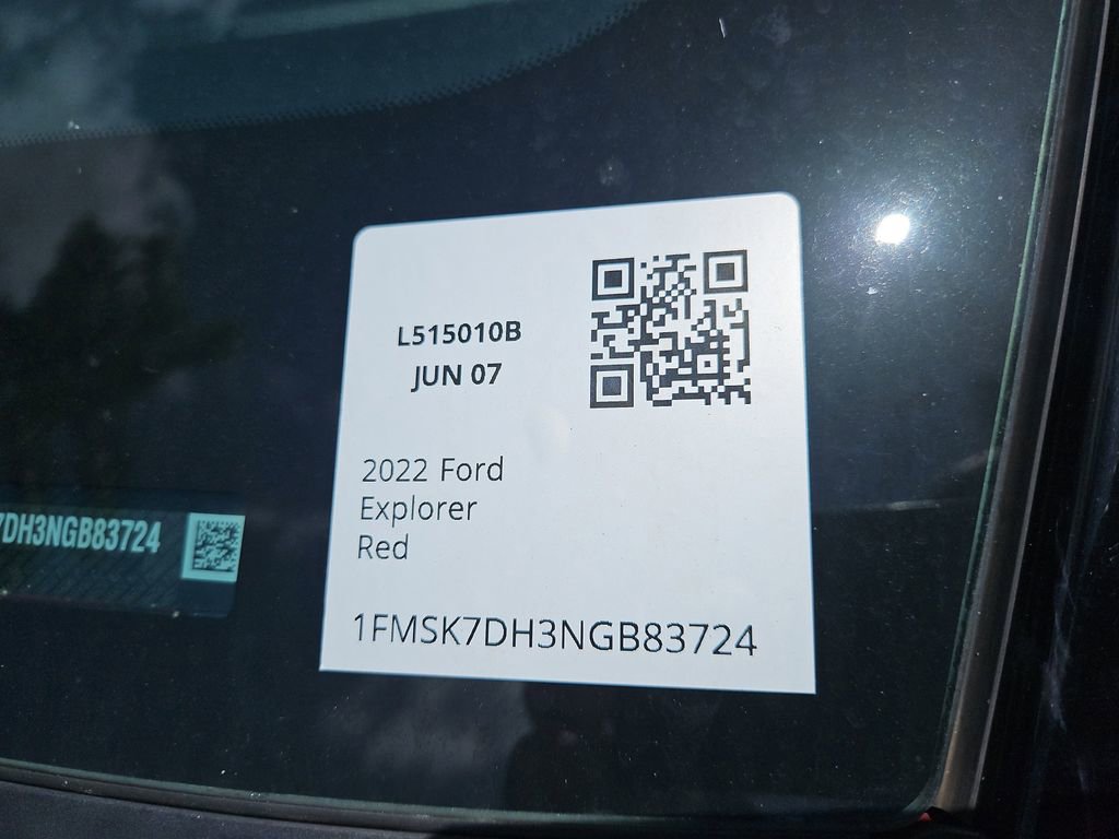 Used 2022 Ford Explorer XLT image 26