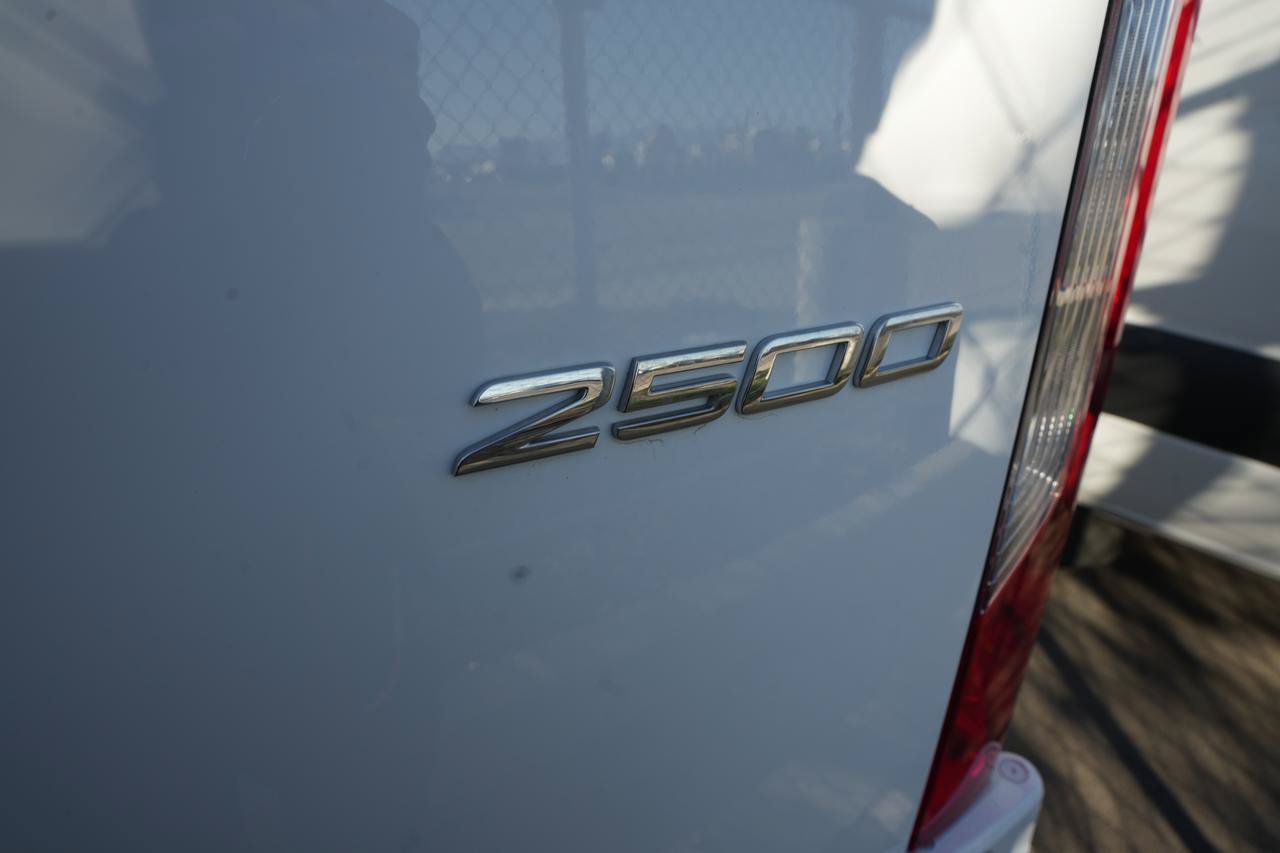 Used 2024 Mercedes-Benz Sprinter 2500 image 24