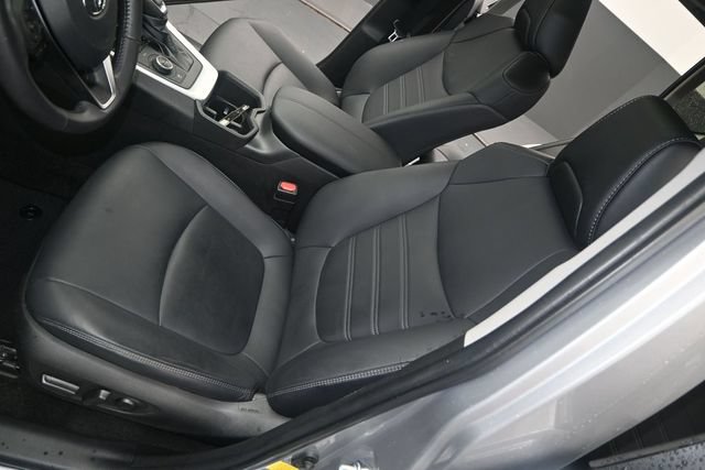 Used 2022 Toyota RAV4 XLE Premium AWD/4WD image 12