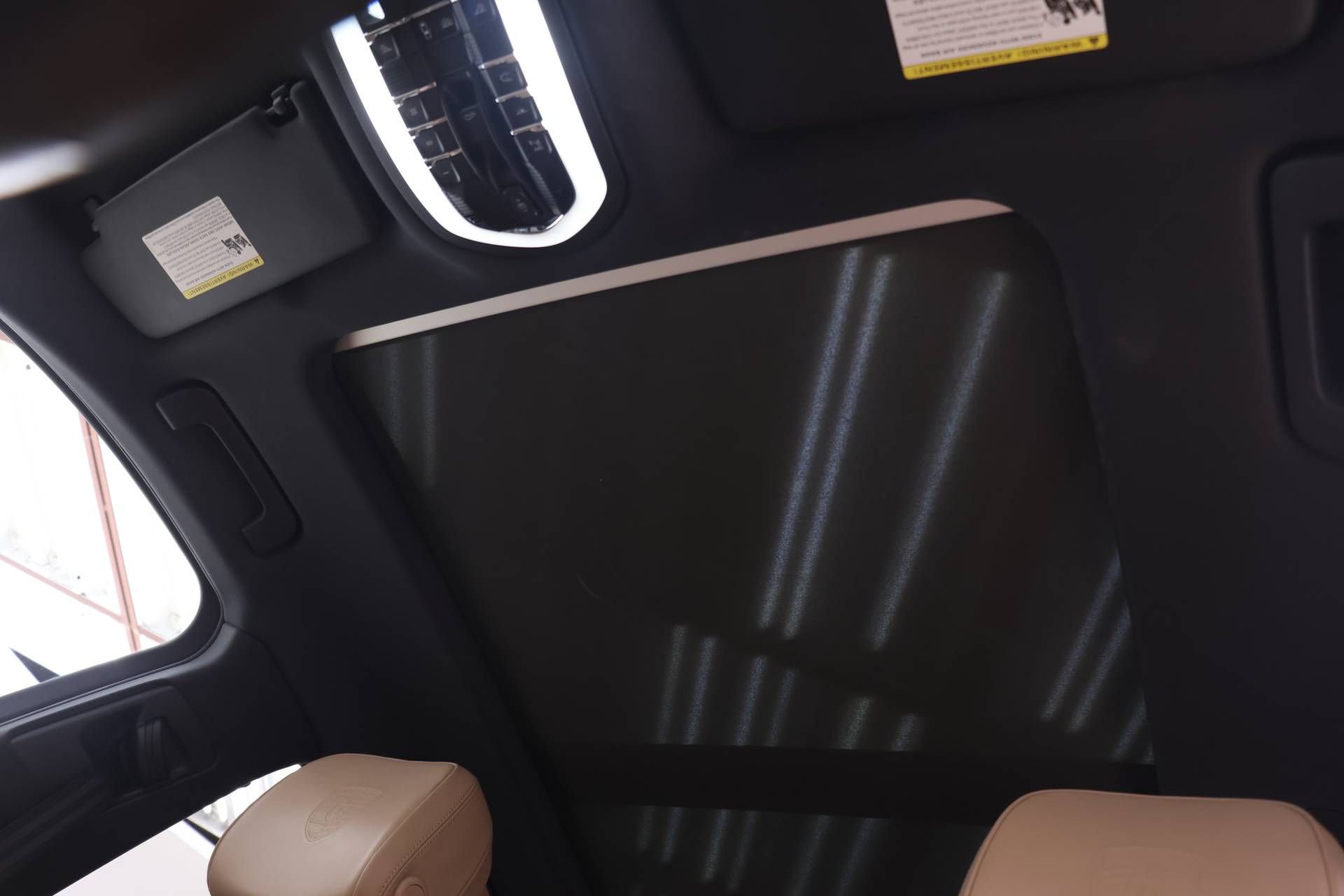 Used 2020 Porsche Macan image 23