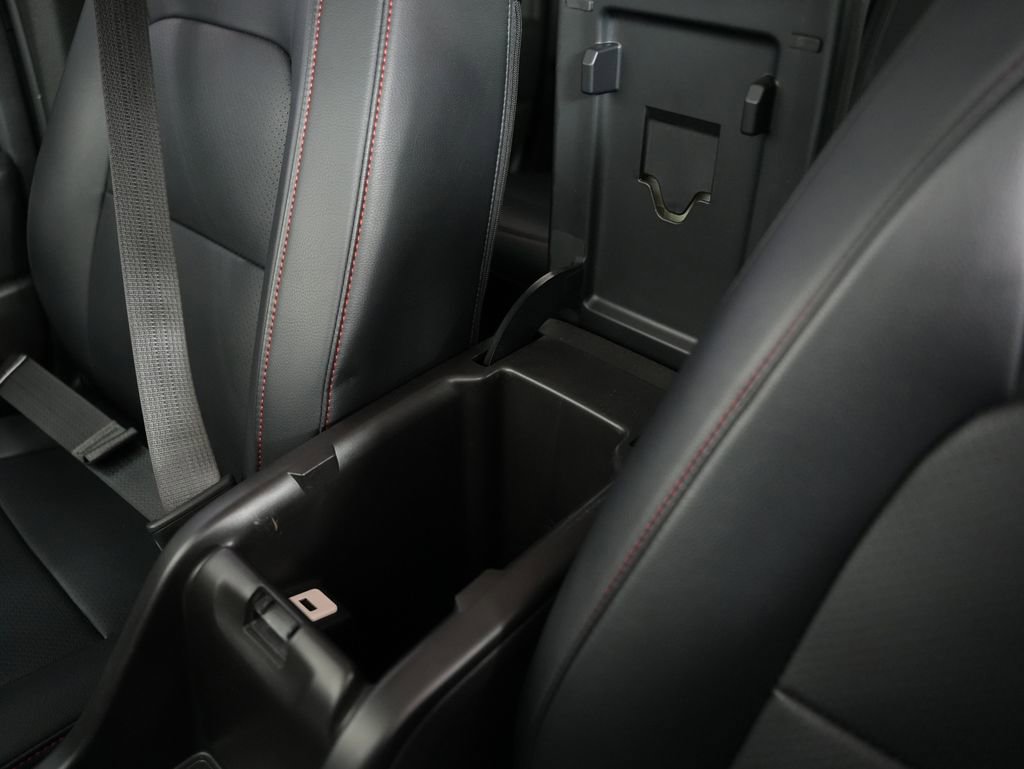 Used 2016 Chevrolet Colorado LT w/ LT Convenience Package RWD image 30