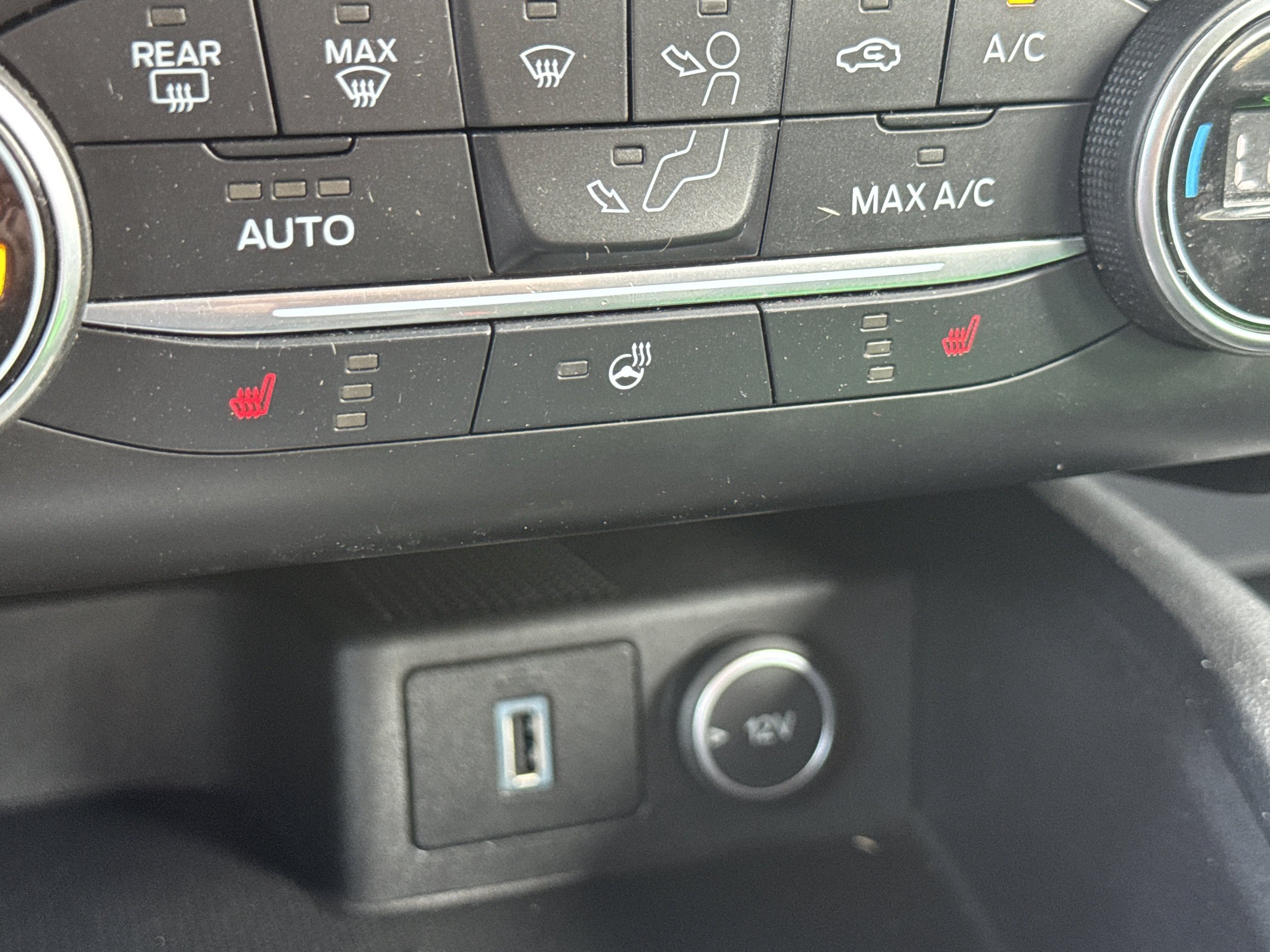 Used 2020 Ford Escape SEL AWD/4WD image 18