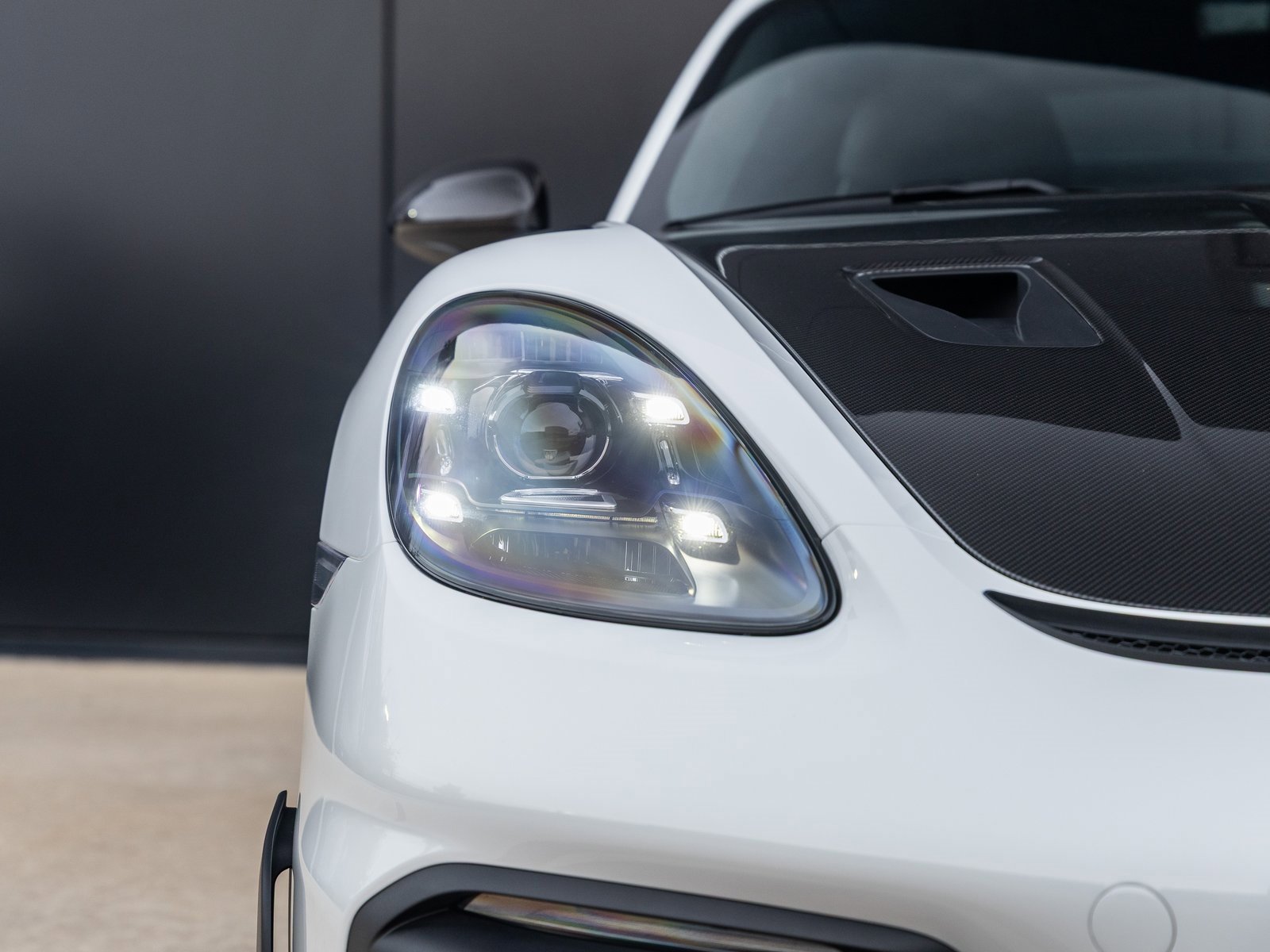 Used 2025 Porsche 718 Cayman GT4 RS image 8