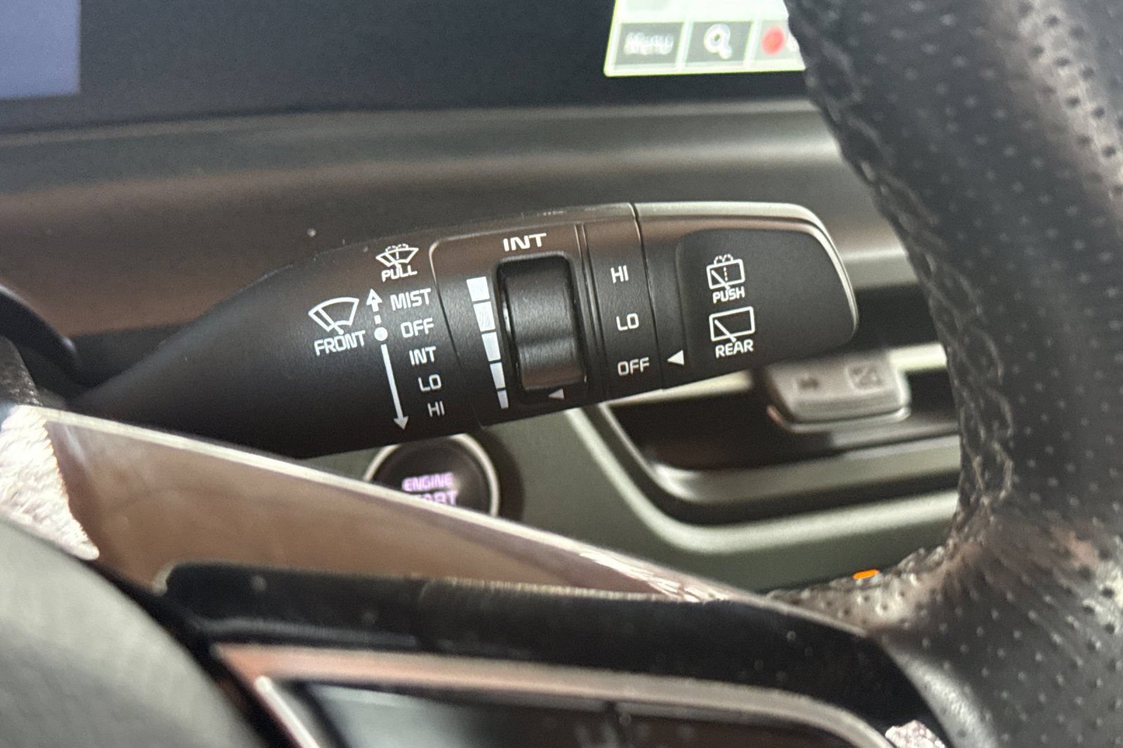 Used 2024 Kia Seltos SX w/ SX Sunroof Package AWD/4WD image 36