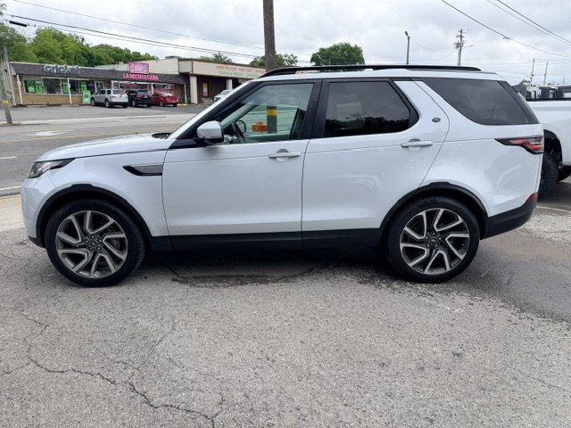 Used 2018 Land Rover Discovery HSE Luxury AWD/4WD image 8