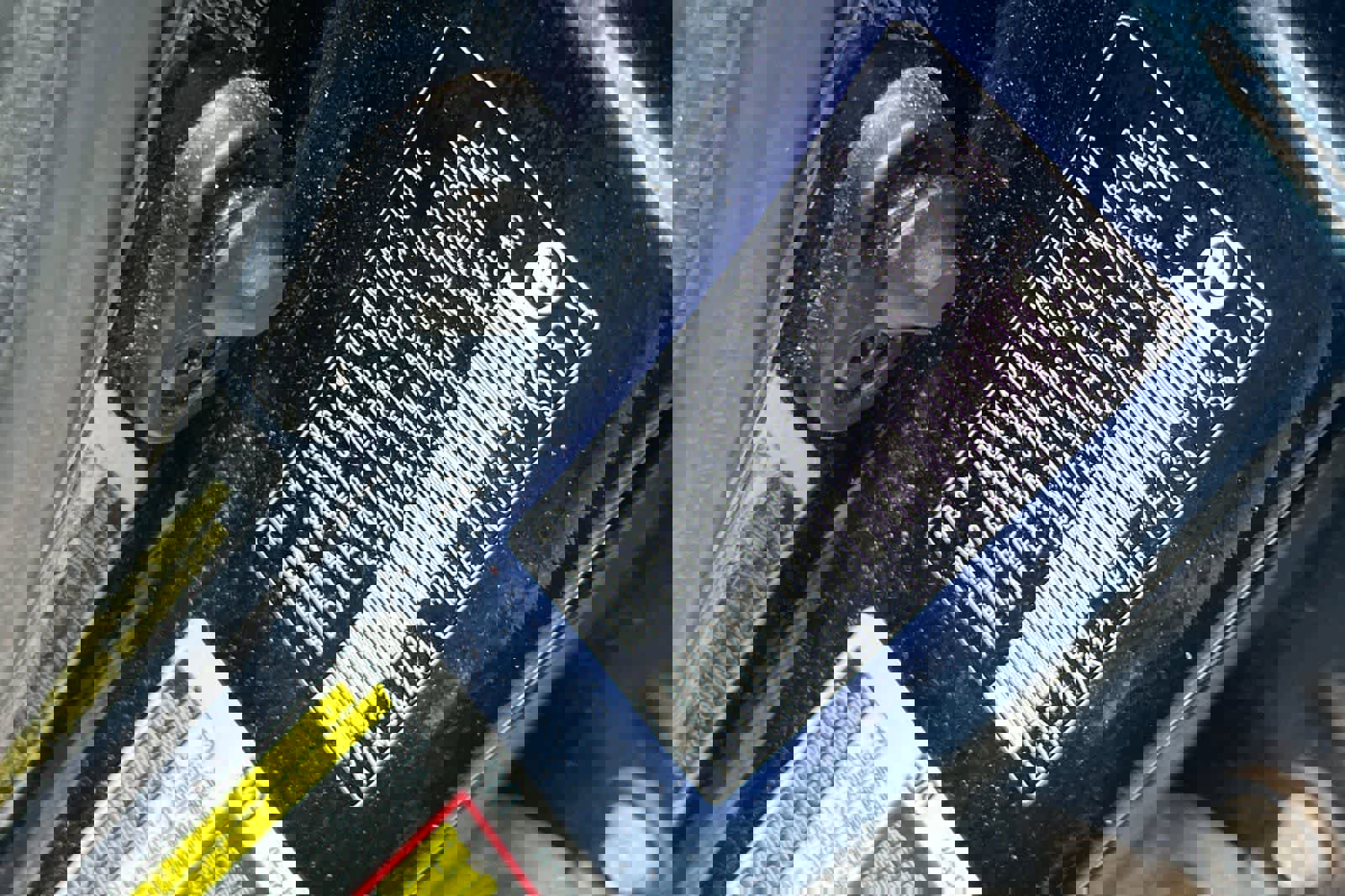 Used 2017 Toyota Corolla LE w/ Carpet Mat Package (TMS) FWD image 27