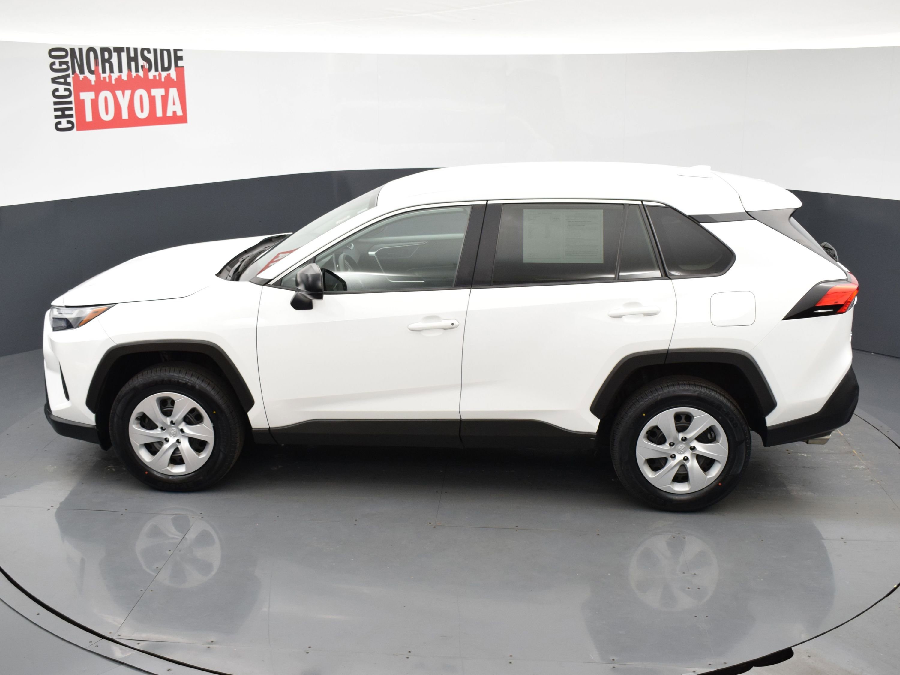 Used 2024 Toyota RAV4 LE image 17