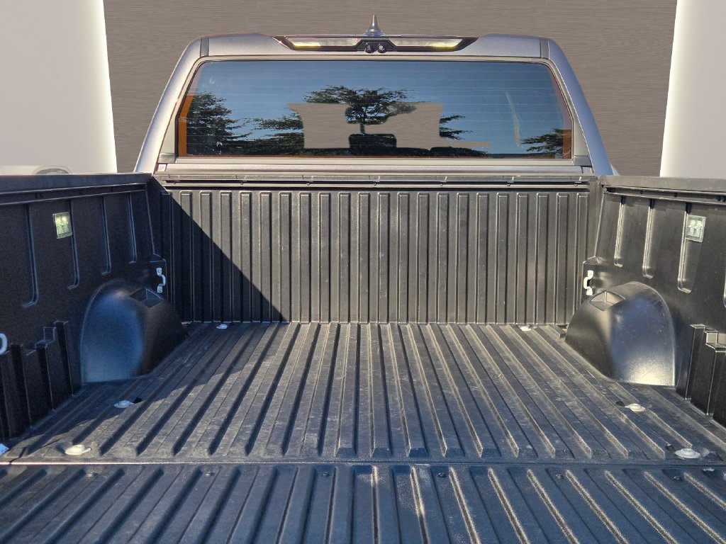 Used 2024 Toyota Tundra Limited AWD/4WD image 12