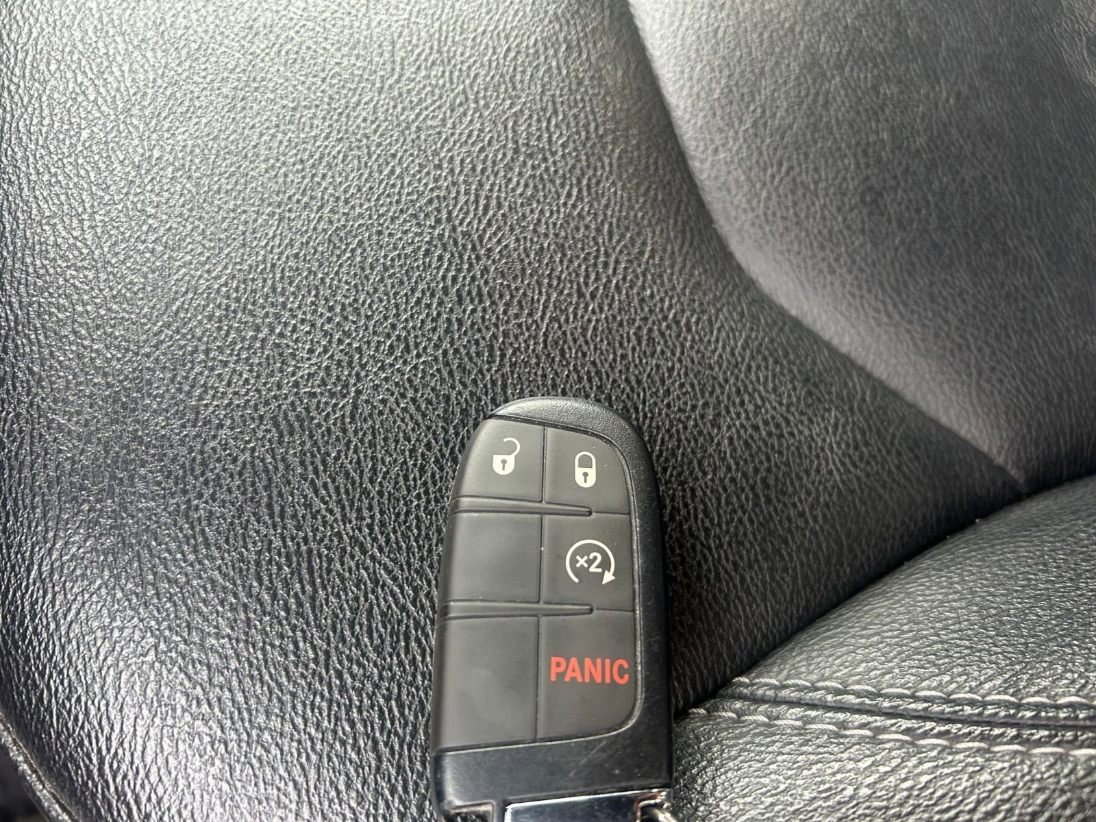 Used 2025 Jeep Compass Limited AWD/4WD image 22