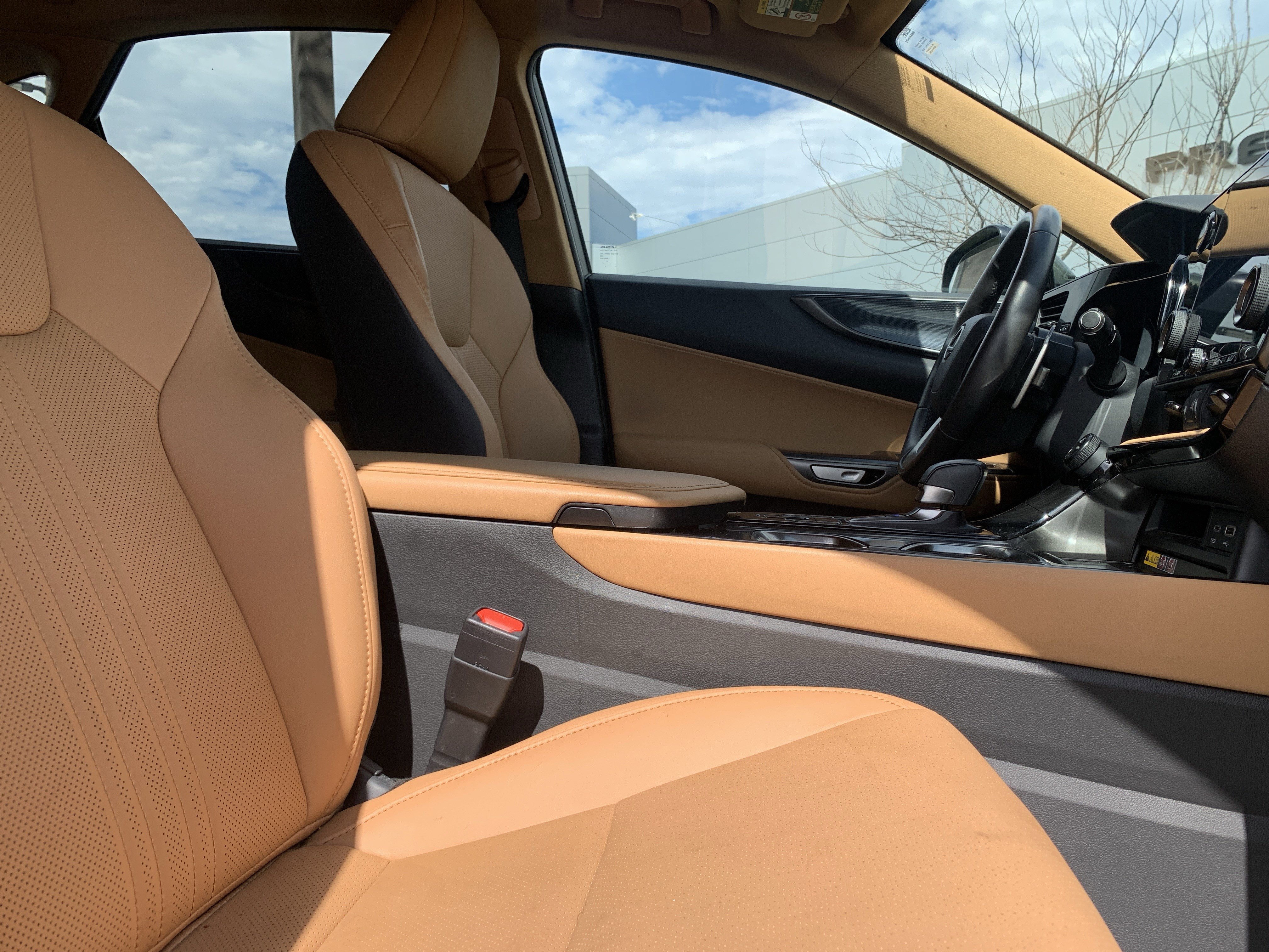 Used 2025 Lexus NX 350 AWD w/ Accessory Package (2T) image 34