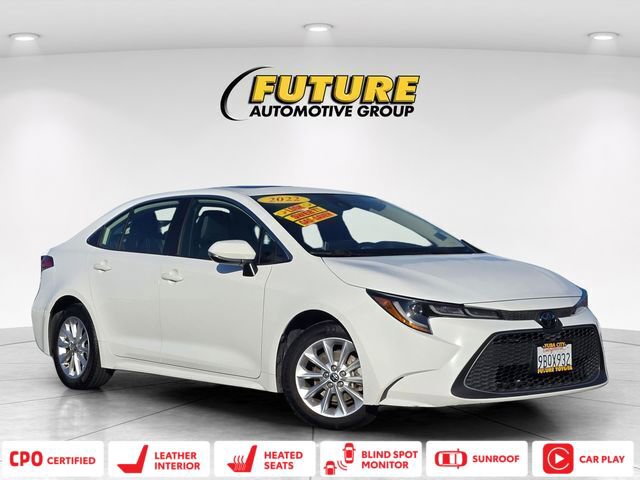 Certified 2022 Toyota Corolla XLE FWD image 1