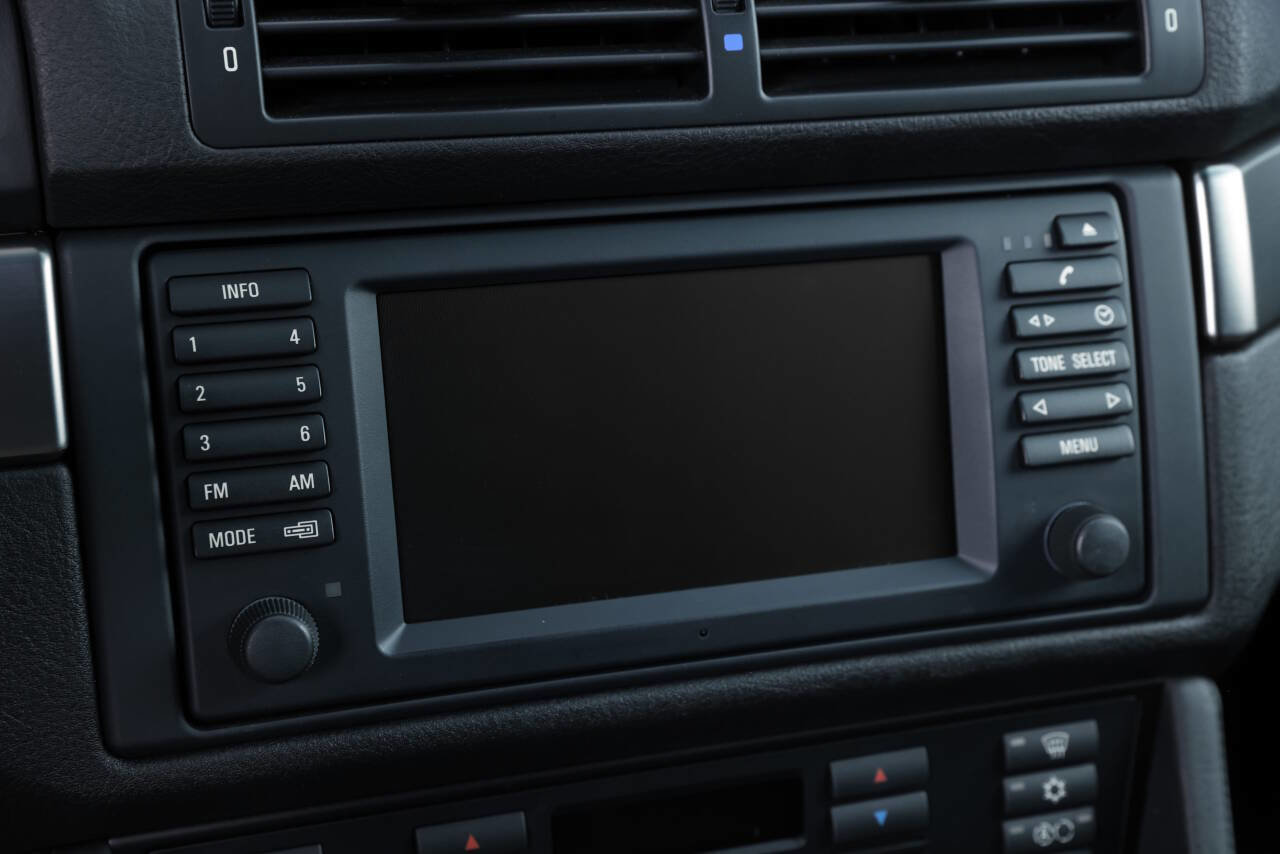 Used 2002 BMW M5 image 56