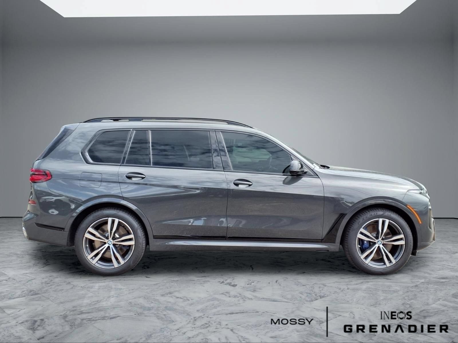 Used 2024 BMW X7 M60i w/ Executive Package AWD/4WD image 8