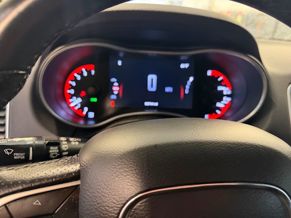 Certified 2020 Dodge Durango SXT image 18