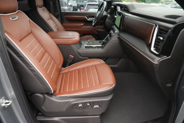 Used 2024 GMC Sierra 2500 Denali Ultimate AWD/4WD image 19