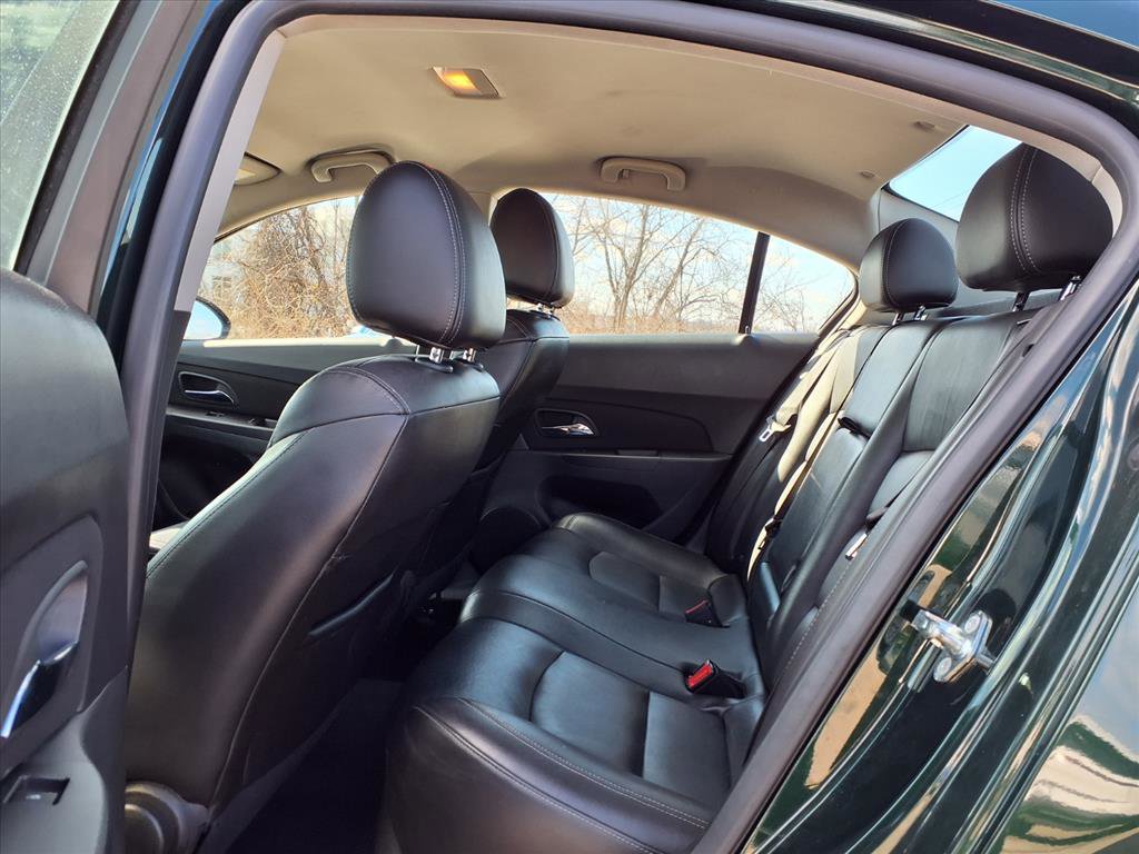 Used 2015 Chevrolet Cruze LT image 23