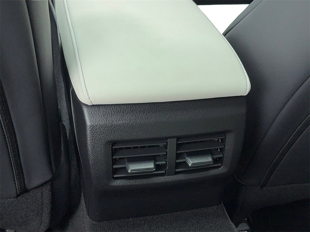 Used 2022 Lexus IS 350 F Sport w/ Accessory Package image 39