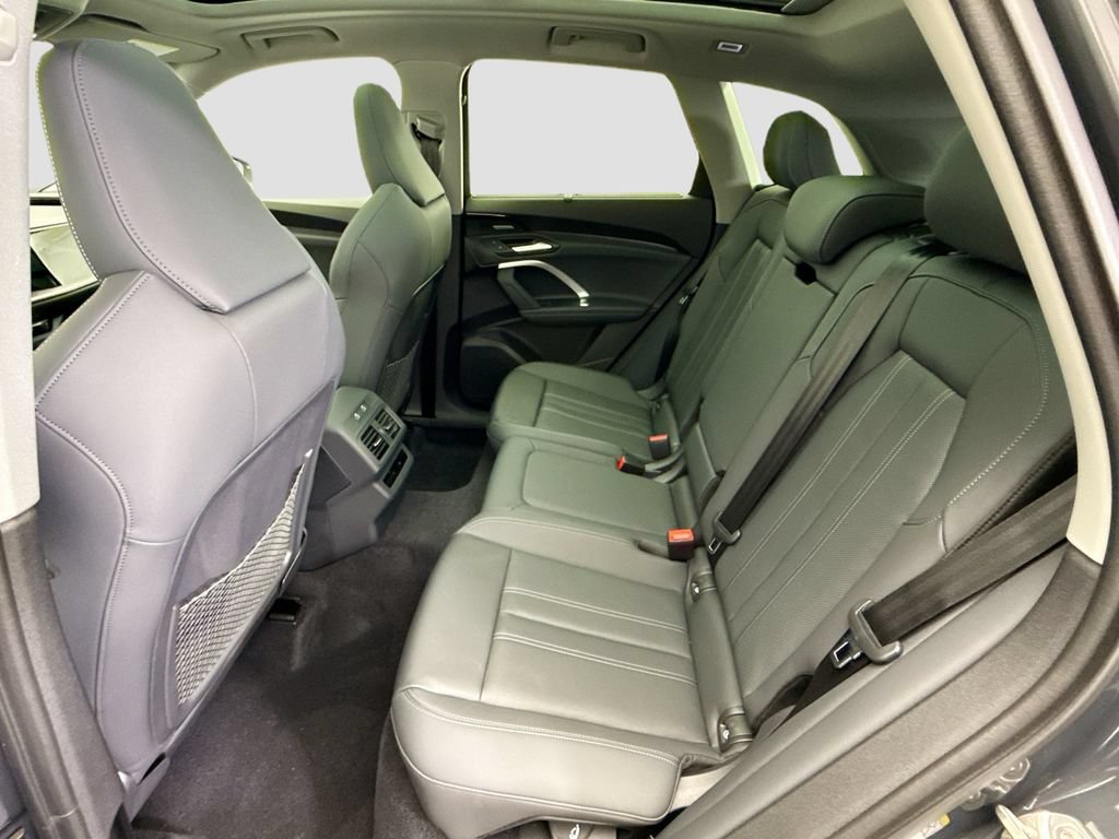 Used 2025 Audi Q5 Premium Plus AWD/4WD image 21