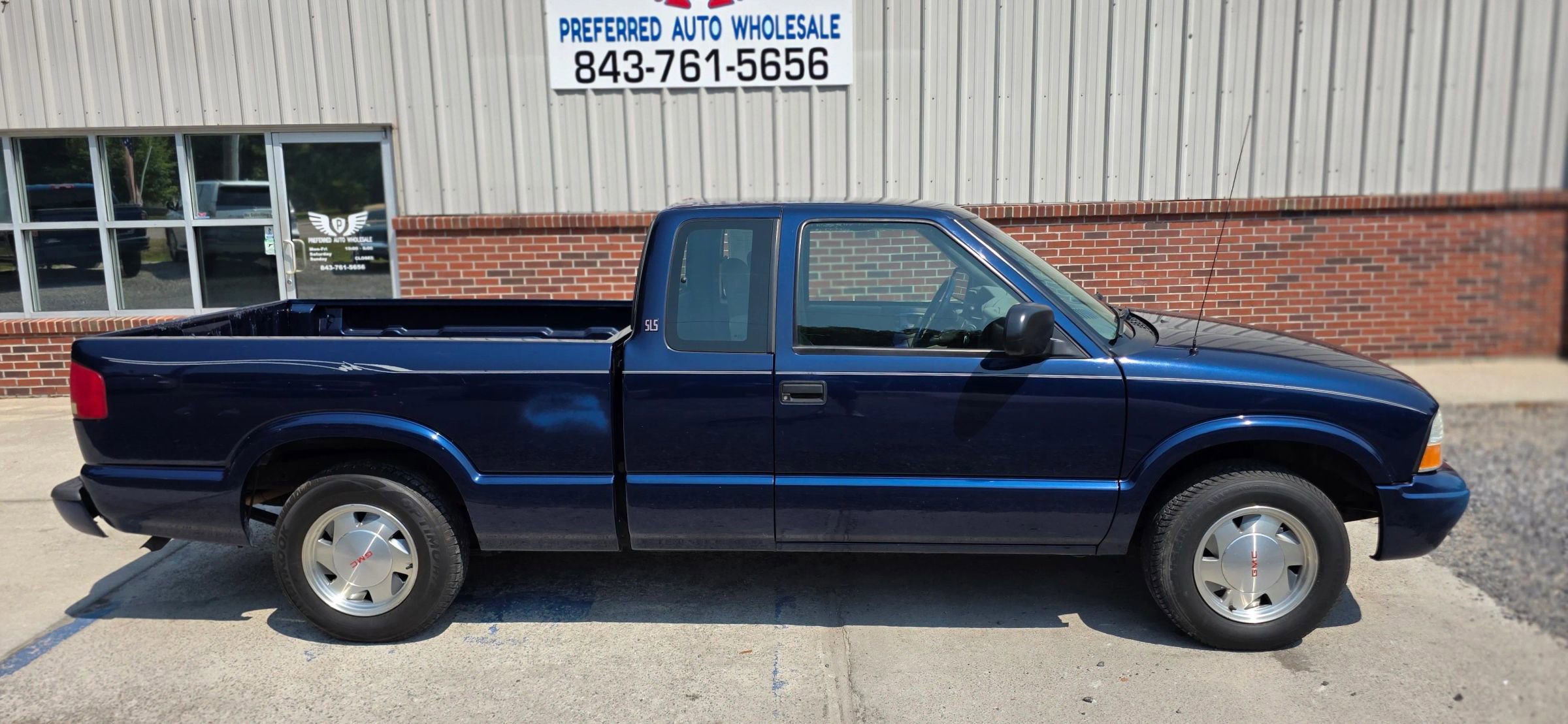 Used 2003 GMC Sonoma SLS w/ Convenience Package RWD image 4