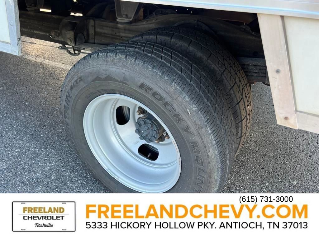 Used 2021 Chevrolet Express 4500 w/ Power Convenience Package image 17