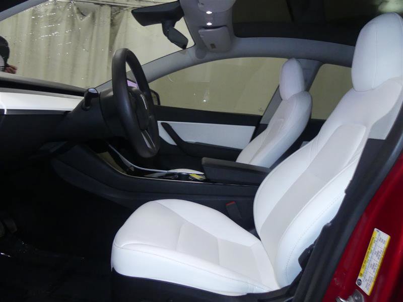 Used 2020 Tesla Model Y Long Range image 17