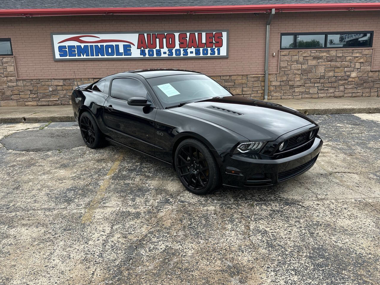 Used 2013 Ford Mustang GT RWD image 2