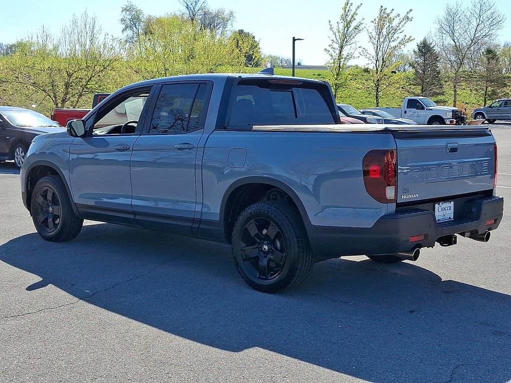 Used 2025 Honda Ridgeline Black Edition image 7