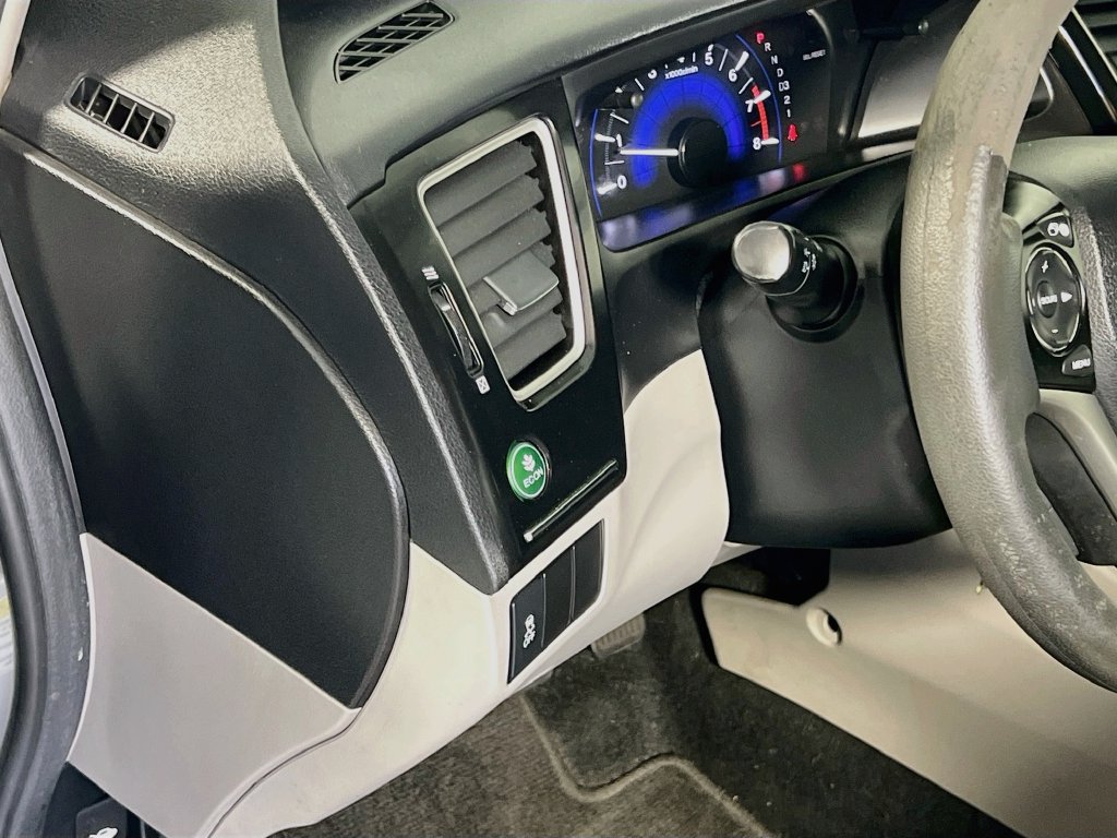 Used 2013 Honda Civic LX image 10