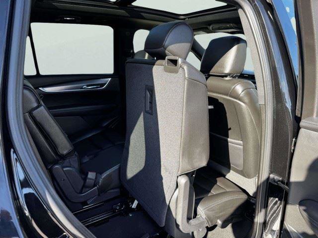 Used 2024 Cadillac XT6 Luxury w/ LPO, Floor Liner Package FWD image 52