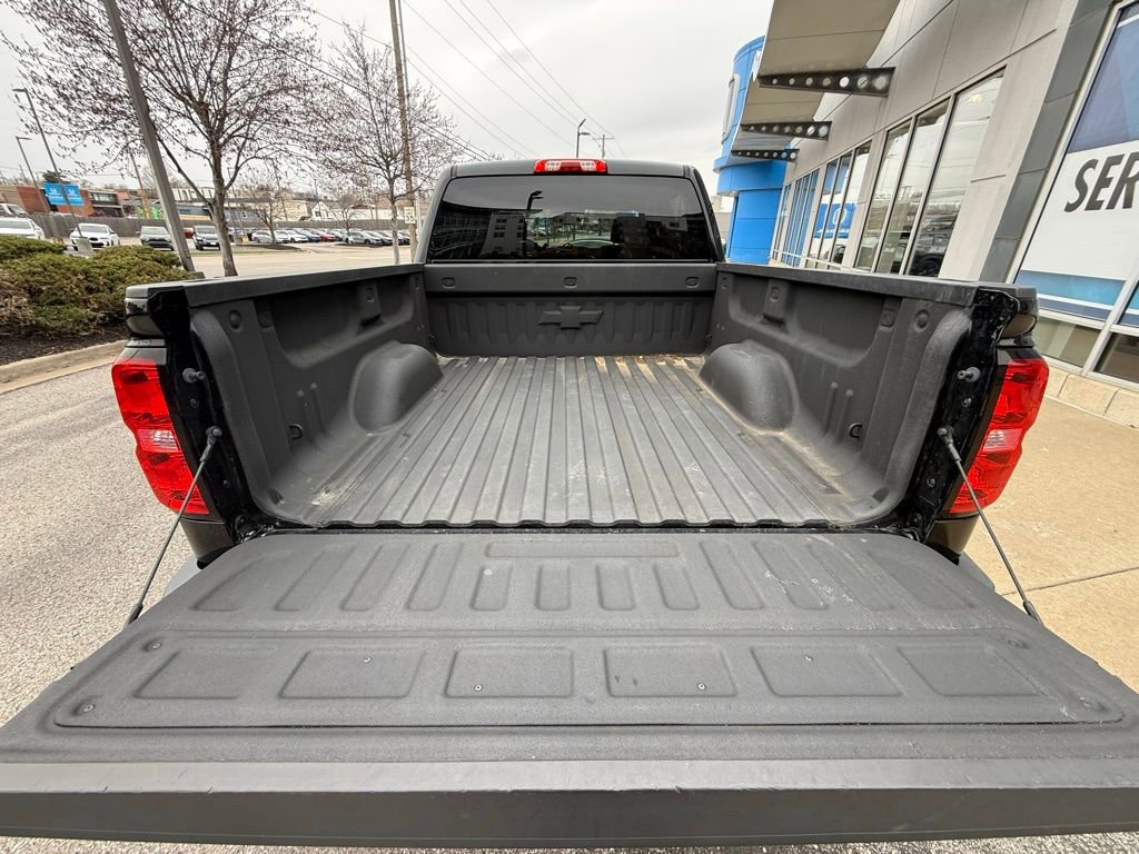 Used 2018 Chevrolet Silverado 1500 LT w/ LPO, Black Pack image 33