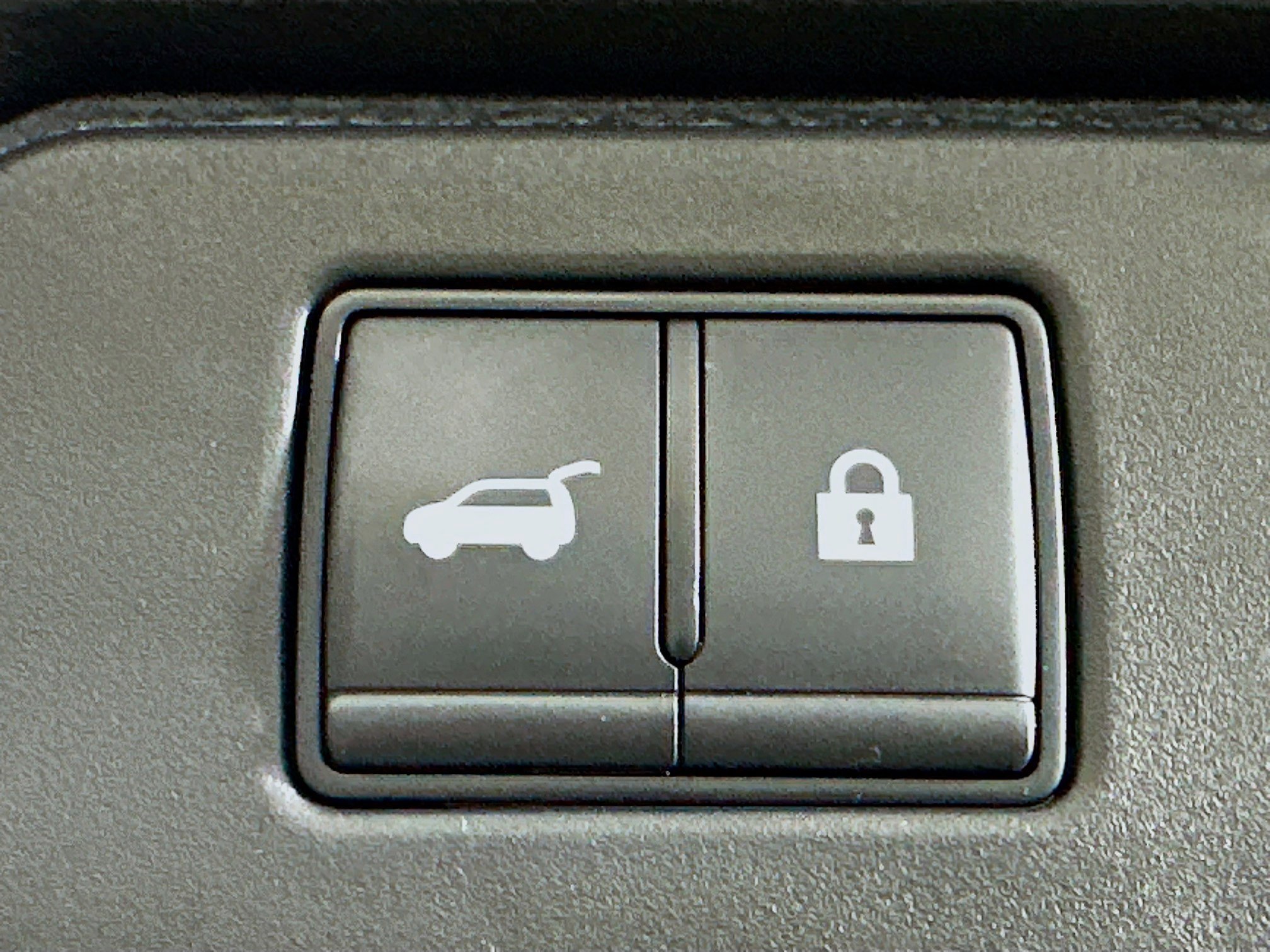 Used 2023 Nissan Rogue SL w/ SL Premium Package image 29