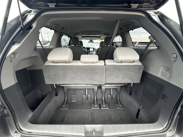 Used 2020 Toyota Sienna XLE Premium image 26