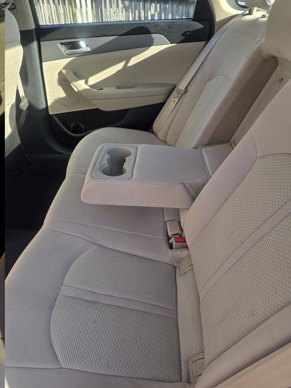 Used 2016 Hyundai Sonata SE FWD image 18