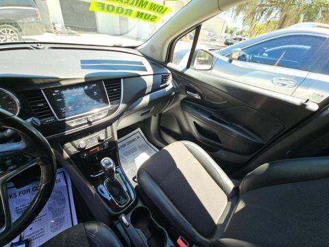 Used 2019 Buick Encore Preferred w/ Safety Package FWD image 7
