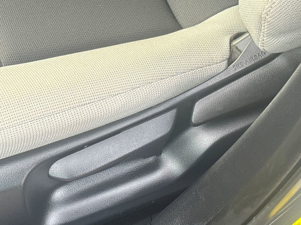 Used 2025 Toyota Corolla LE image 46