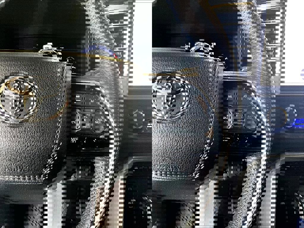 Used 2023 Toyota Tundra Platinum image 24